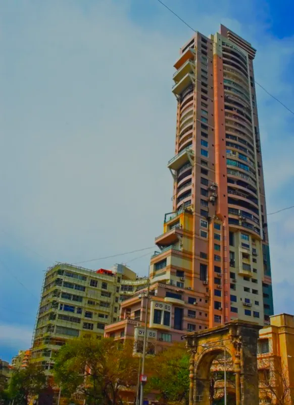 5 Flats for Sale in Suraj Millenium, Breach Candy