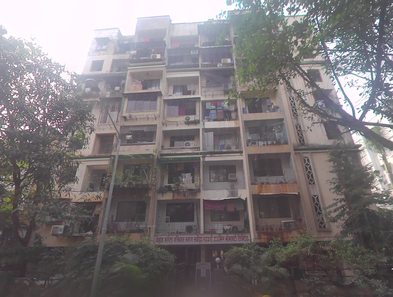 1 BHK Flats for Sale in Versova Mangela CHS, Andheri West