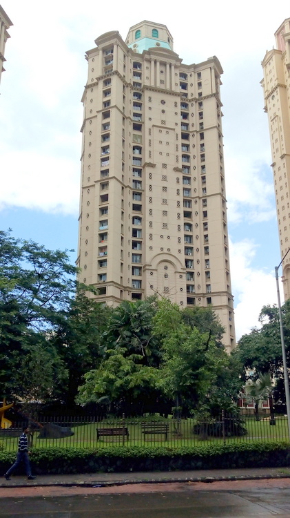2 BHK Fully Furnished in Glen Croft , Powai
