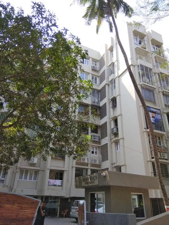 3 BHK Flats for Sale in Silver Beach Apartment, Juhu