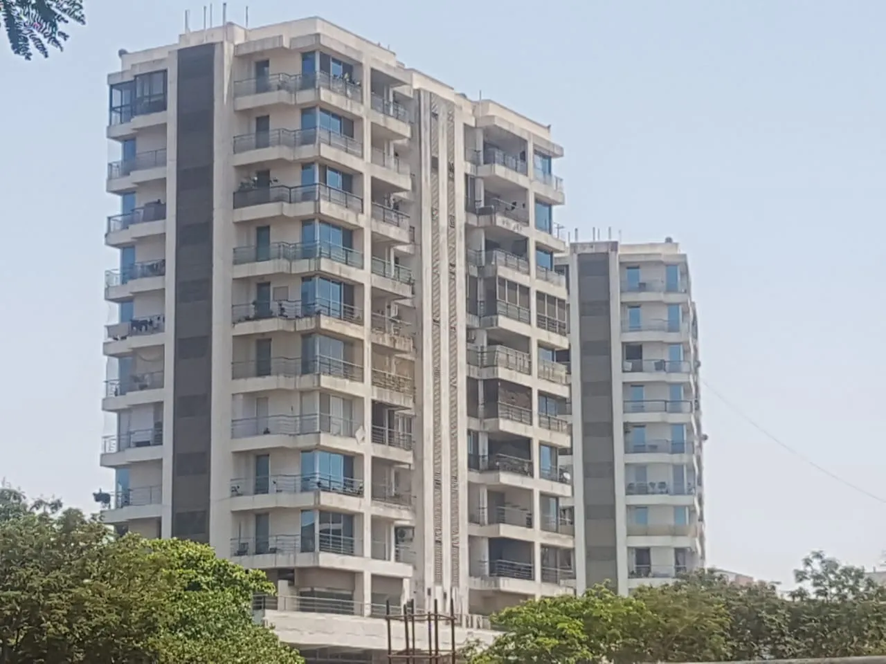 3½ BHK Flats on Rent in Amogh, Juhu