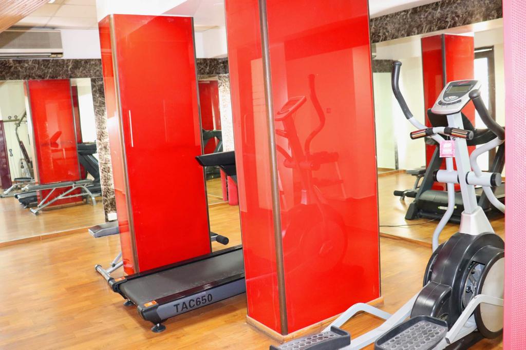 3 BHK Flats on Rent in The Point, Bandra West