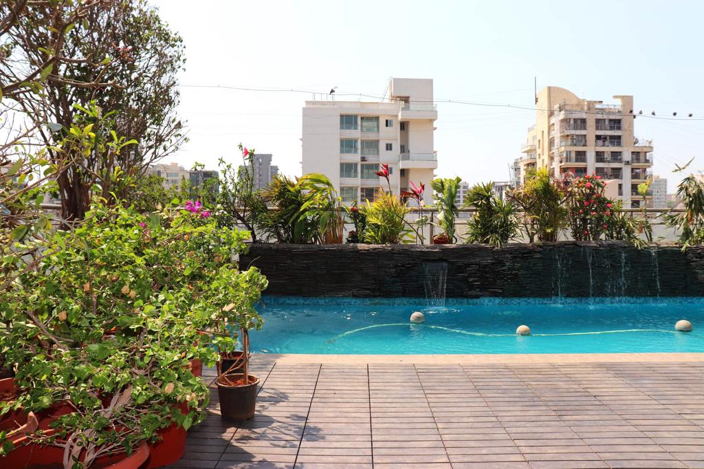 Swimming Pool2 - The Point, Bandra West