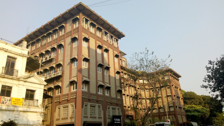 Dhanraj Mahal, Colaba