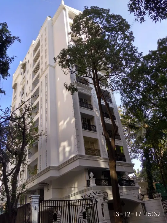 2 BHK Flats on Rent in Oyster, Colaba