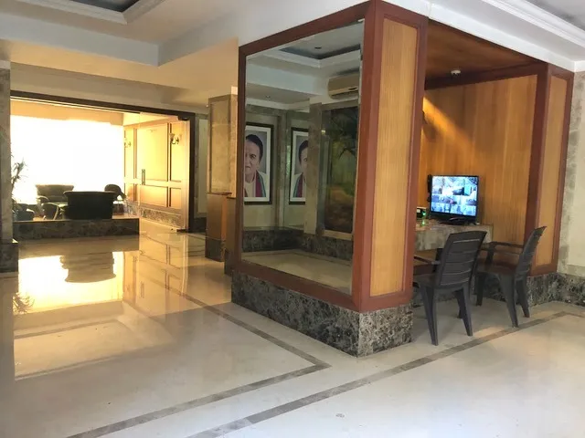 3½ BHK Flats for Sale in Imperial Heights, Bandra West