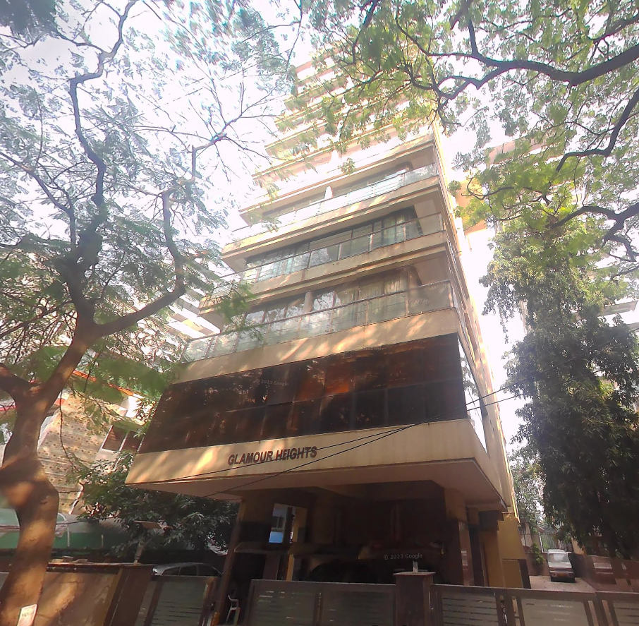 4 BHK Flats on Rent in Glamour Heights, Khar West