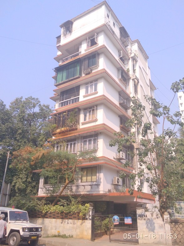 3 BHK Heena, Khar West — for Rent