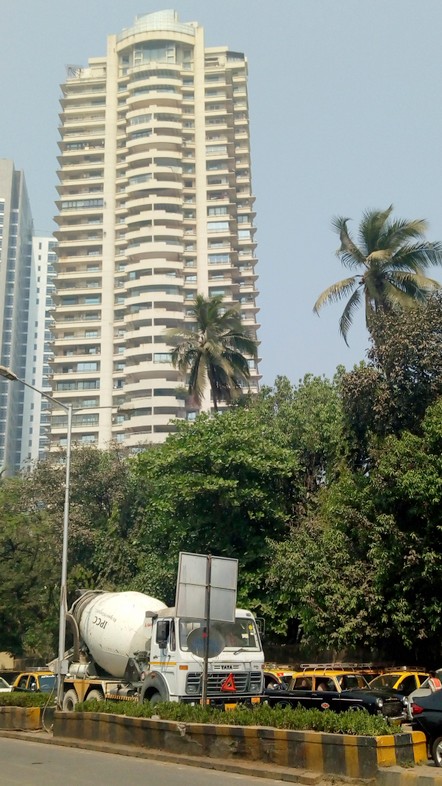 Zahra, Worli