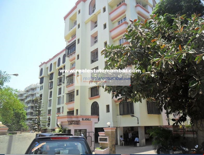 3 BHK Semi Furnished in Gladioli , Andheri West