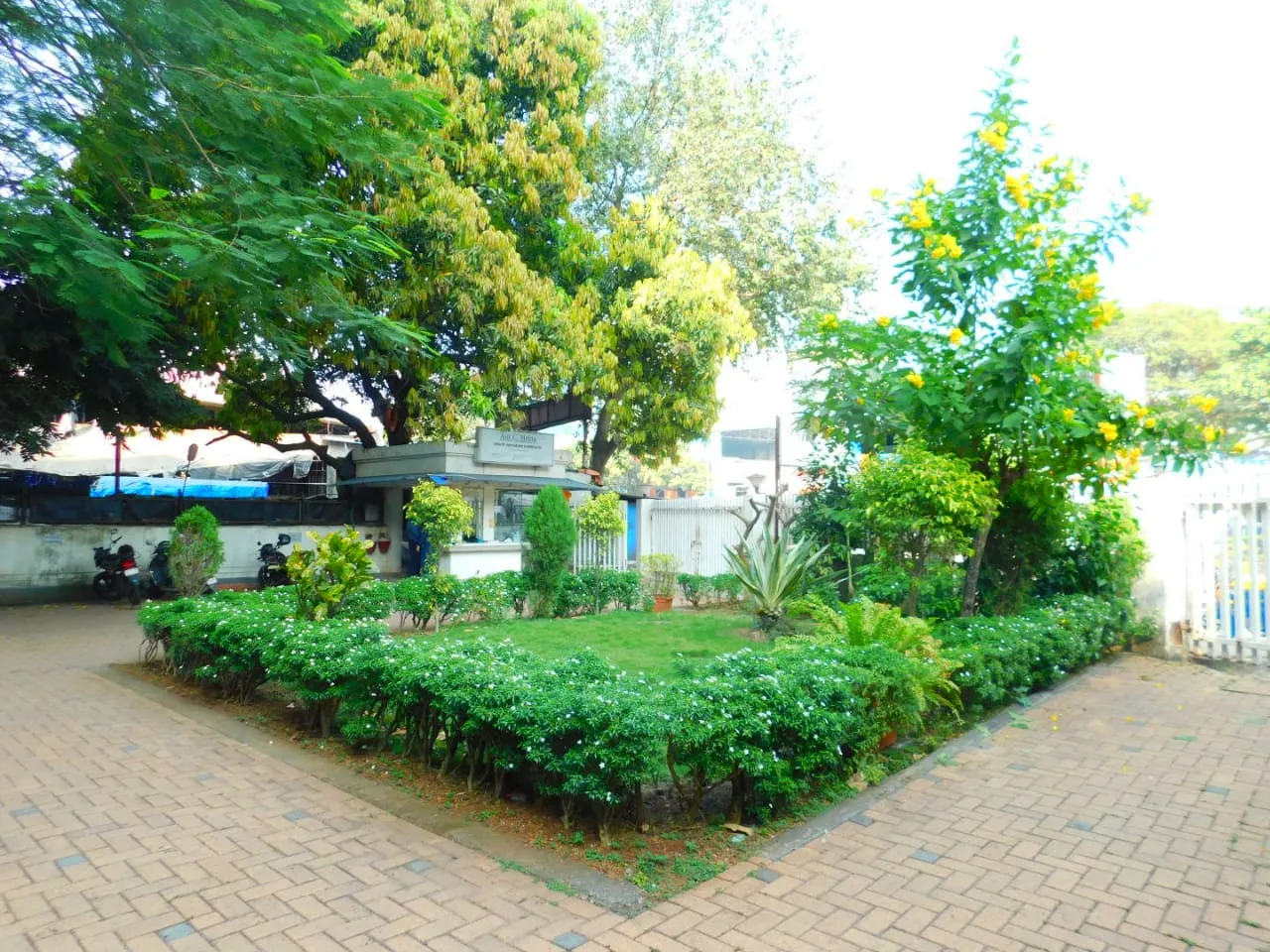 Office Space Offices on Rent in Nucleus House, Andheri East