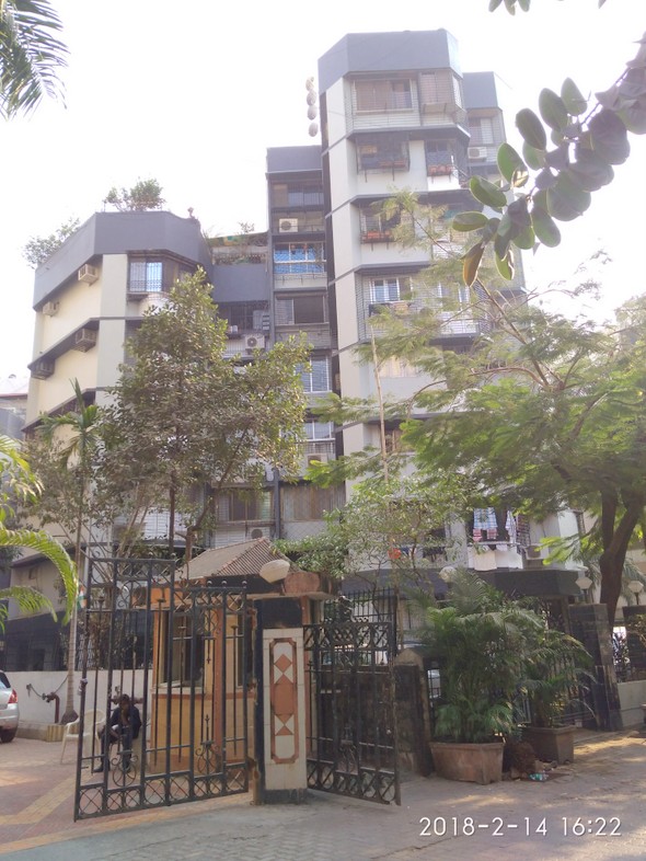 2 BHK Flats on Rent in Breeze, Andheri West