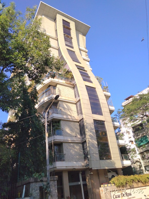 4 BHK Semi Furnished in Casa de Rosa , Bandra West