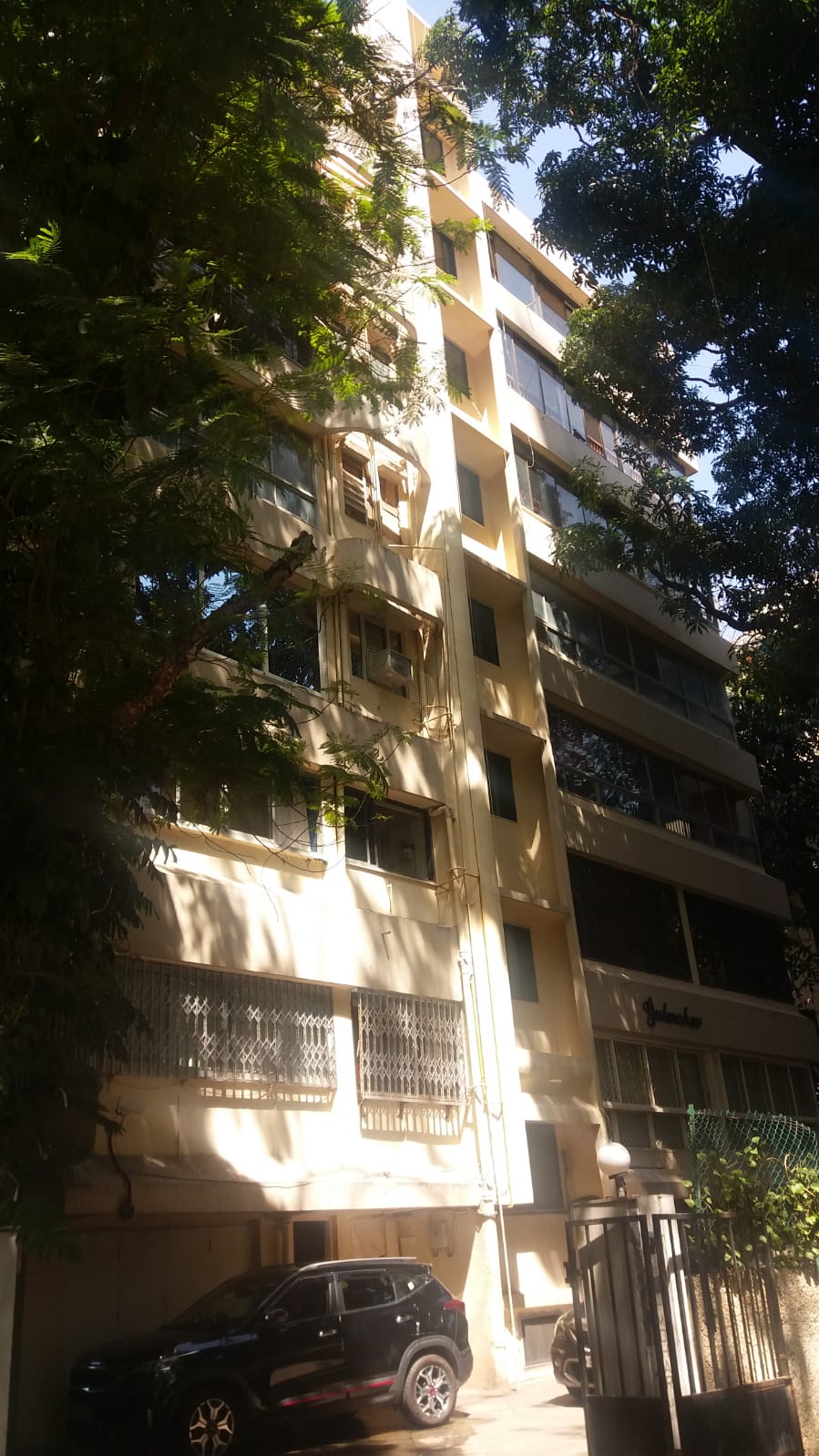 Building - Gulmohar, Bandra West