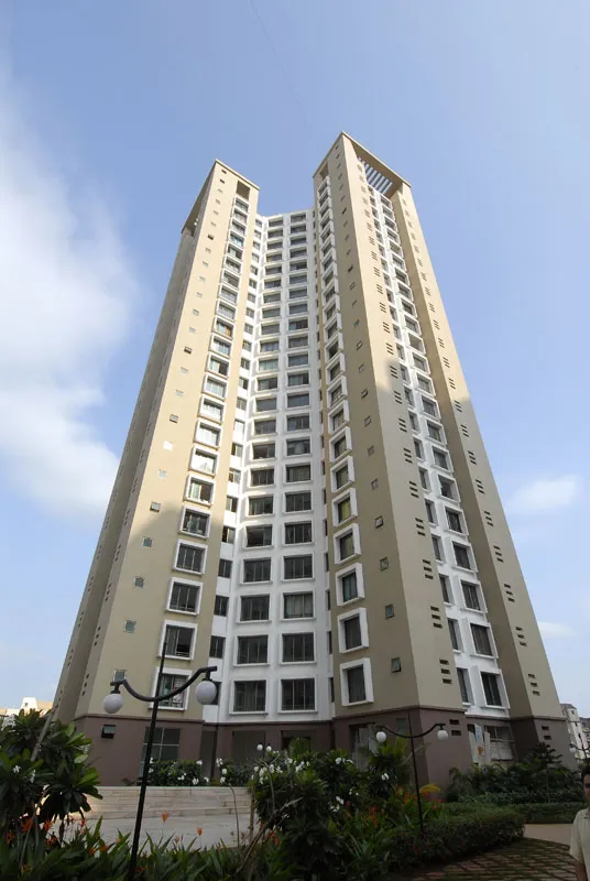 2 BHK Flats on Rent in Oberoi Park View, Kandivali East
