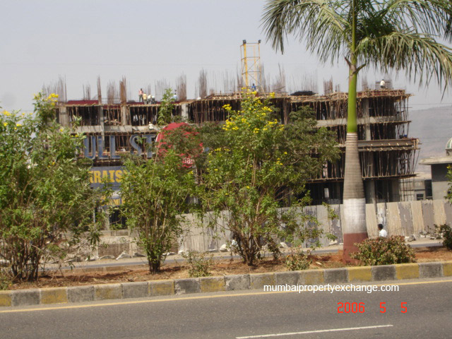 2.5 Iraisaa, Vashi — for Rent