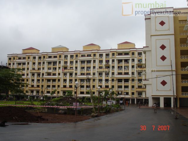 2 Kores Nakshatra, Thane West — for Sale