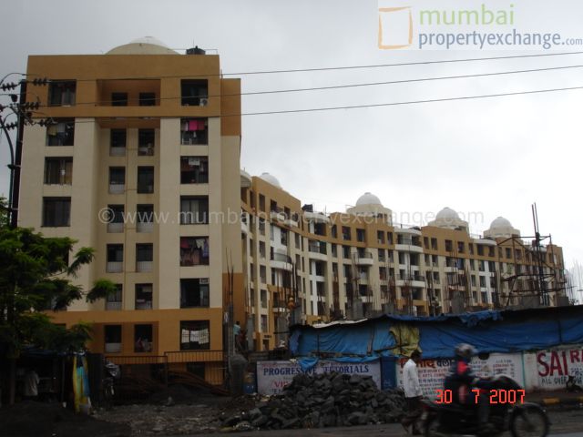 1322 Main - Cosmos Paradise, Thane West