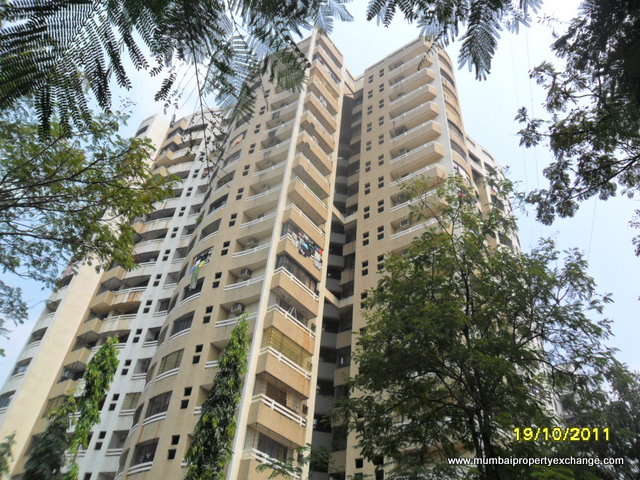 2 Jeevan Sapna, Kandivali West — for Sale