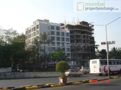 2 BHK Azzure, Bandra East — for Sale — photo 3 thumbnail