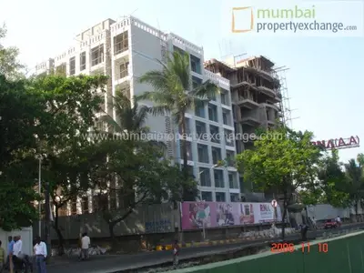 2 BHK Azzure, Bandra East — for Sale — photo 2 thumbnail
