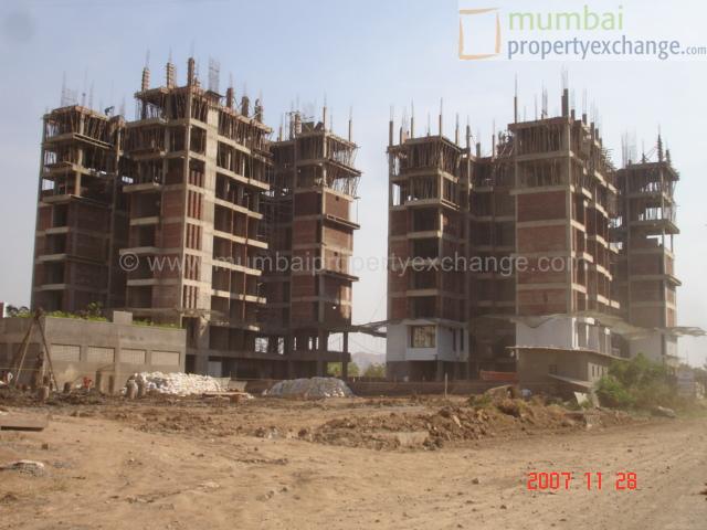 2 BHK Madhu Kunj, Khar West — for Rent