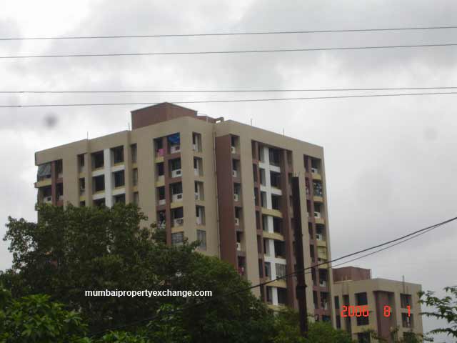 2042 Oth 1St August 2006 - Neelkanth Valley, Thane West