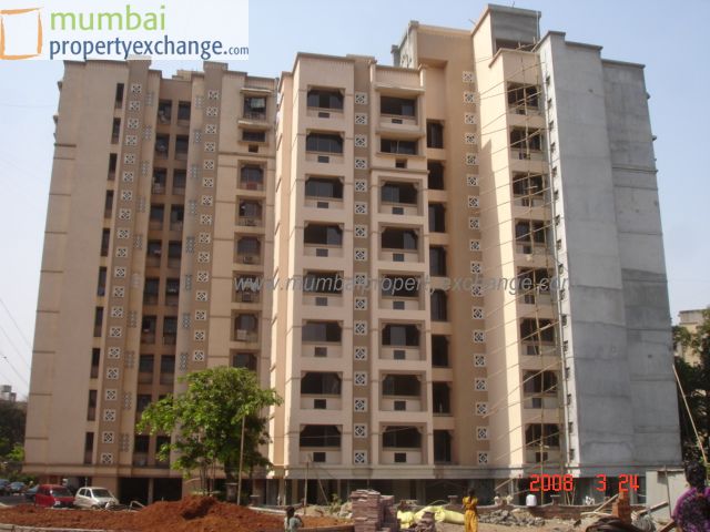 1 BHK Semi Furnished in Runwal Estate , Thane West