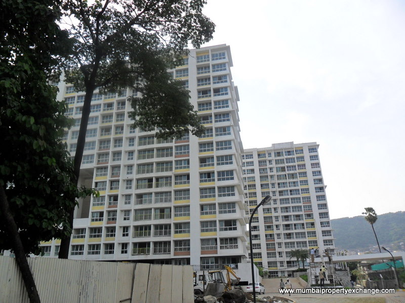 2½ BHK Un Furnished in The Orchard Residency , Ghatkopar West