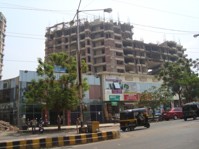 2 Monarch, Thane West — for Sale