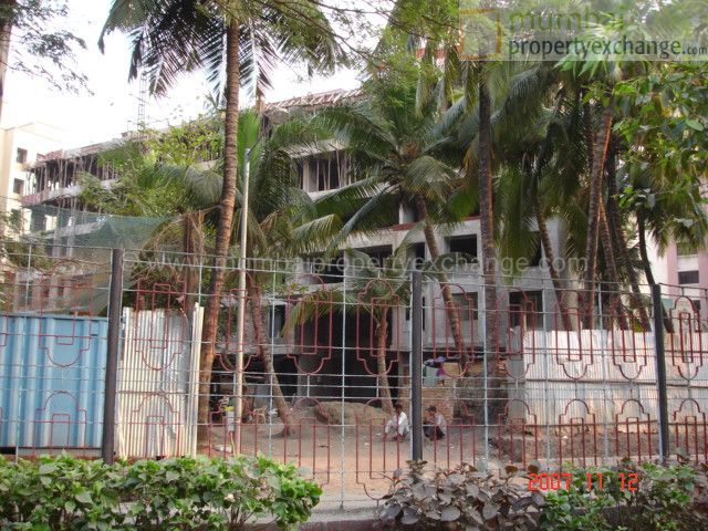 4 Amogh, Juhu — for Sale