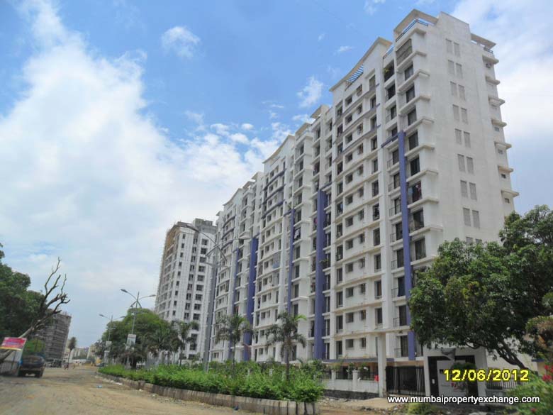 1 Platinum Lawn, Thane West — for Sale — photo 1