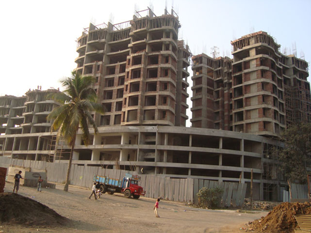 2 BHK Gagangiri Complex, Dahisar West — for Sale