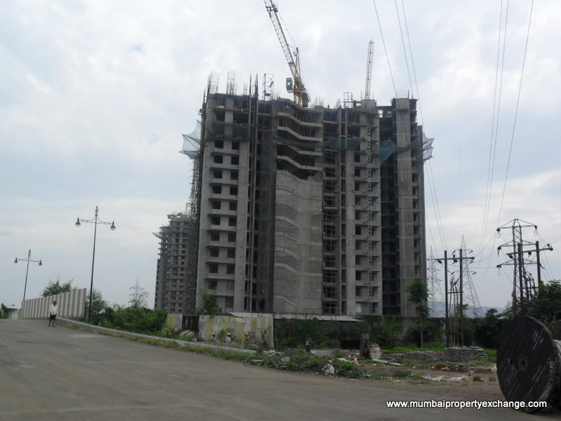 3420 Oth 18Th Nov 2010 - Lodha Luxuria, Thane West