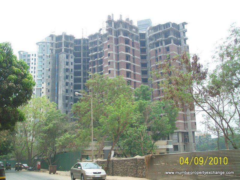 3 BHK Thrill and Triumph, Mulund West — for Rent
