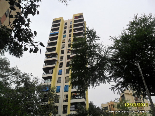 Moonlight, Malad West