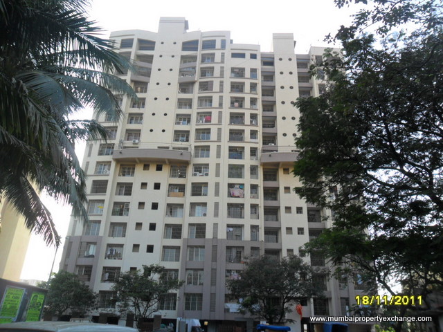 3707 Main - Buena Vista, Bandra East