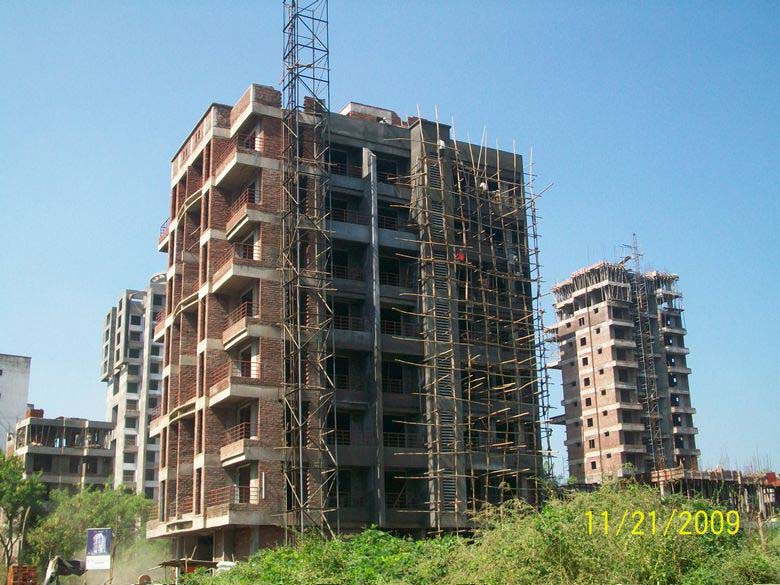 2 Garden View, Andheri West — for Rent
