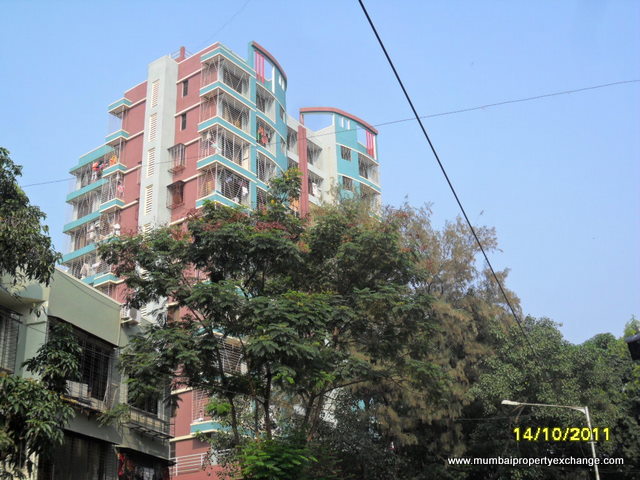 3859 Main - Anand, Bandra West