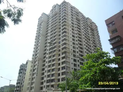 2 BHK Mit Niketan, Kandivali East — for Rent — photo 3 thumbnail