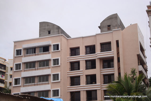 4121 Main - Silver Apartment, Dadar West