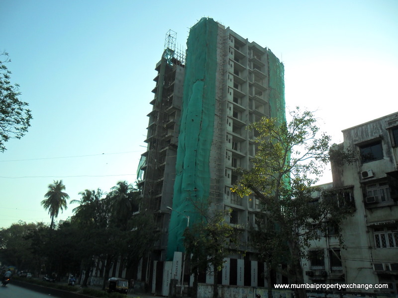 2 BHK Kalaniketan, Breach Candy — for Sale