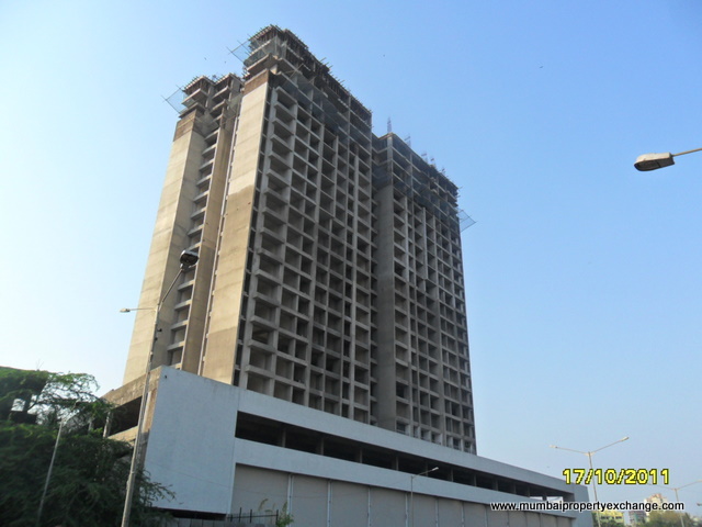 3 Kesar Ashish, Kandivali West — for Sale — photo 9