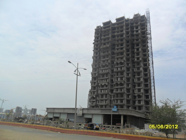 2 Monarch Luxuria, Kharghar — for Rent — photo 5