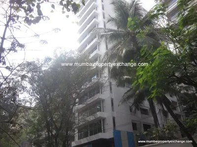 5 BHK Hamrahi, Khar West — for Sale — photo 1 thumbnail