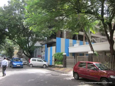 5 BHK Hamrahi, Khar West — for Sale — photo 3 thumbnail