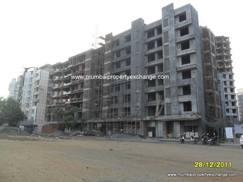 4806 Oth 27 Dec 2011 - Grand Square, Thane West