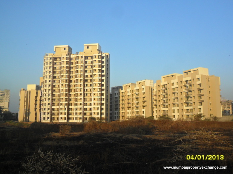 4806 Oth 4 Jan 2013 - Grand Square, Thane West