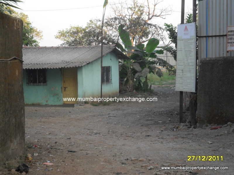 5185 Oth 27 Dec 2011 - Silverline, Santacruz West