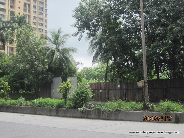 5596 Oth 20 Sep 2012 - The Great Eastern Garden, Kanjur Marg